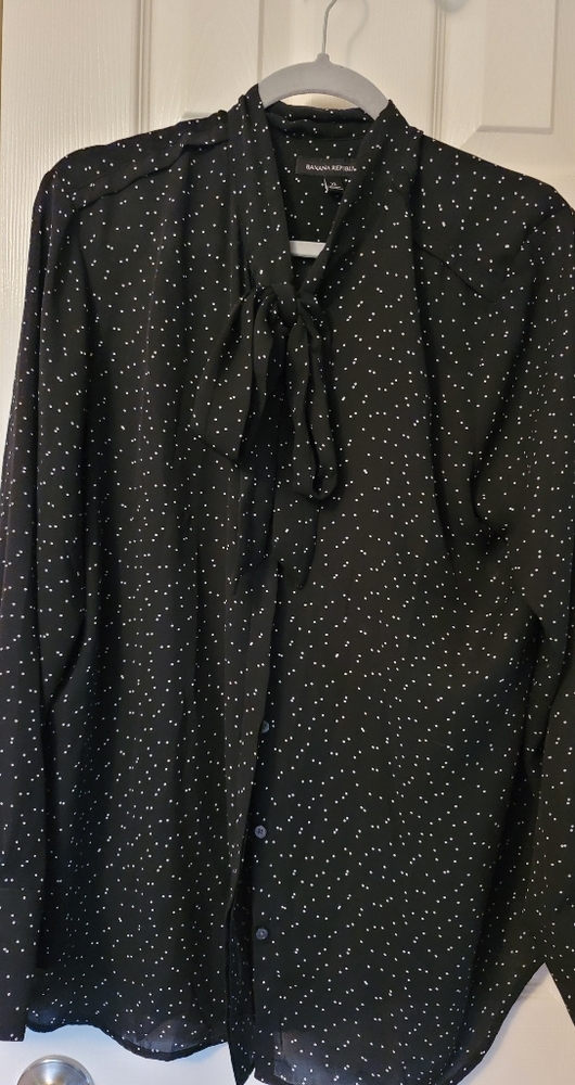 Banana Republic dot tie neck blouse